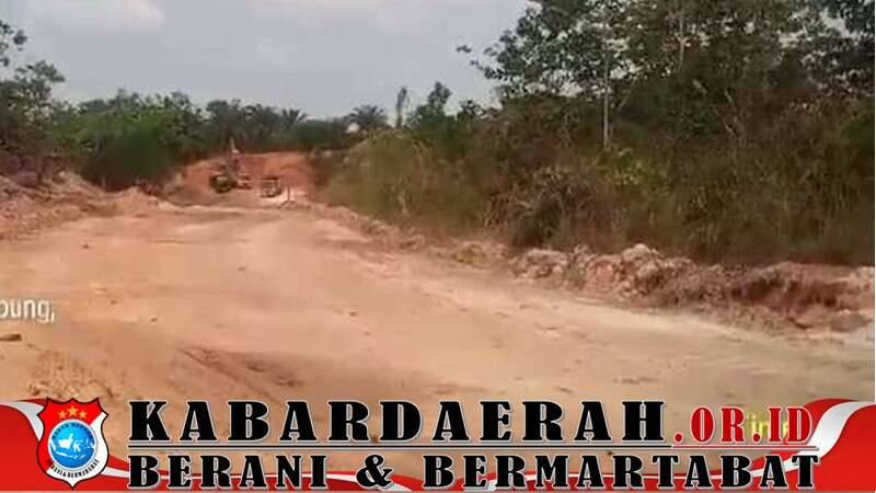 Aktivitas tambang galian C ilegal di Garuda Sakti Km11, Kabupaten Kampar, semakin merajalela dan beroperasi secara bebas tanpa izin resmi